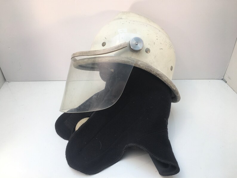 FIreman Helmet R\u00f6mer