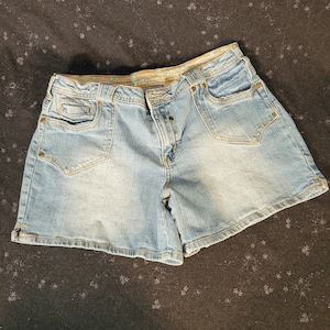Vintage LA Blues Denim Short Shorts Size 12 Butterfly 5 Pockets