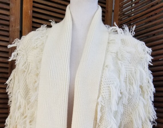 White Cardigan Shaggy Sweater Long Sleeve Size L … - image 7