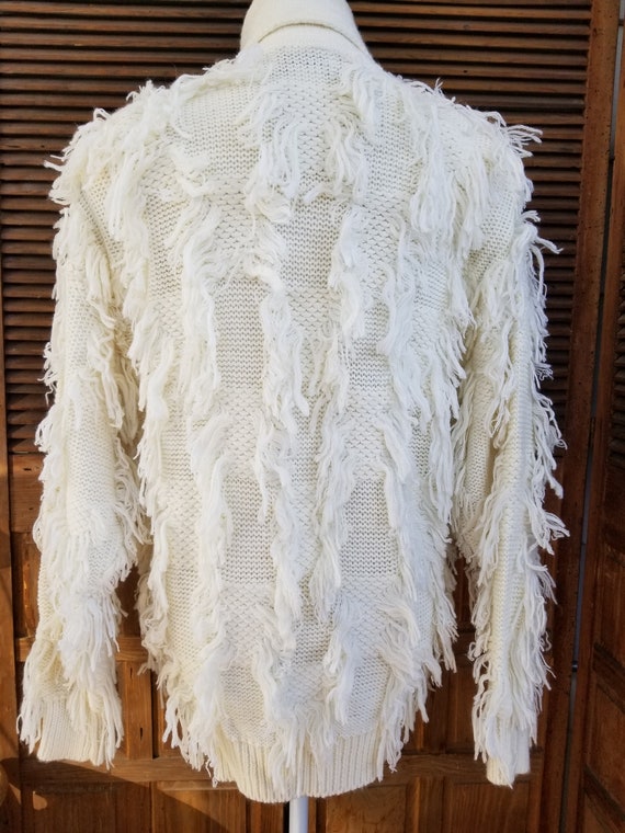 White Cardigan Shaggy Sweater Long Sleeve Size L … - image 2