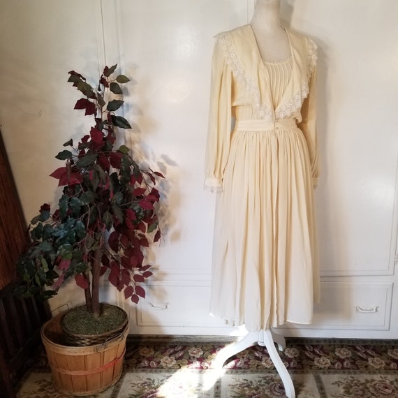 Eileen West Robe/Nightgown Queen Anne Lace Peignoir L… Gem