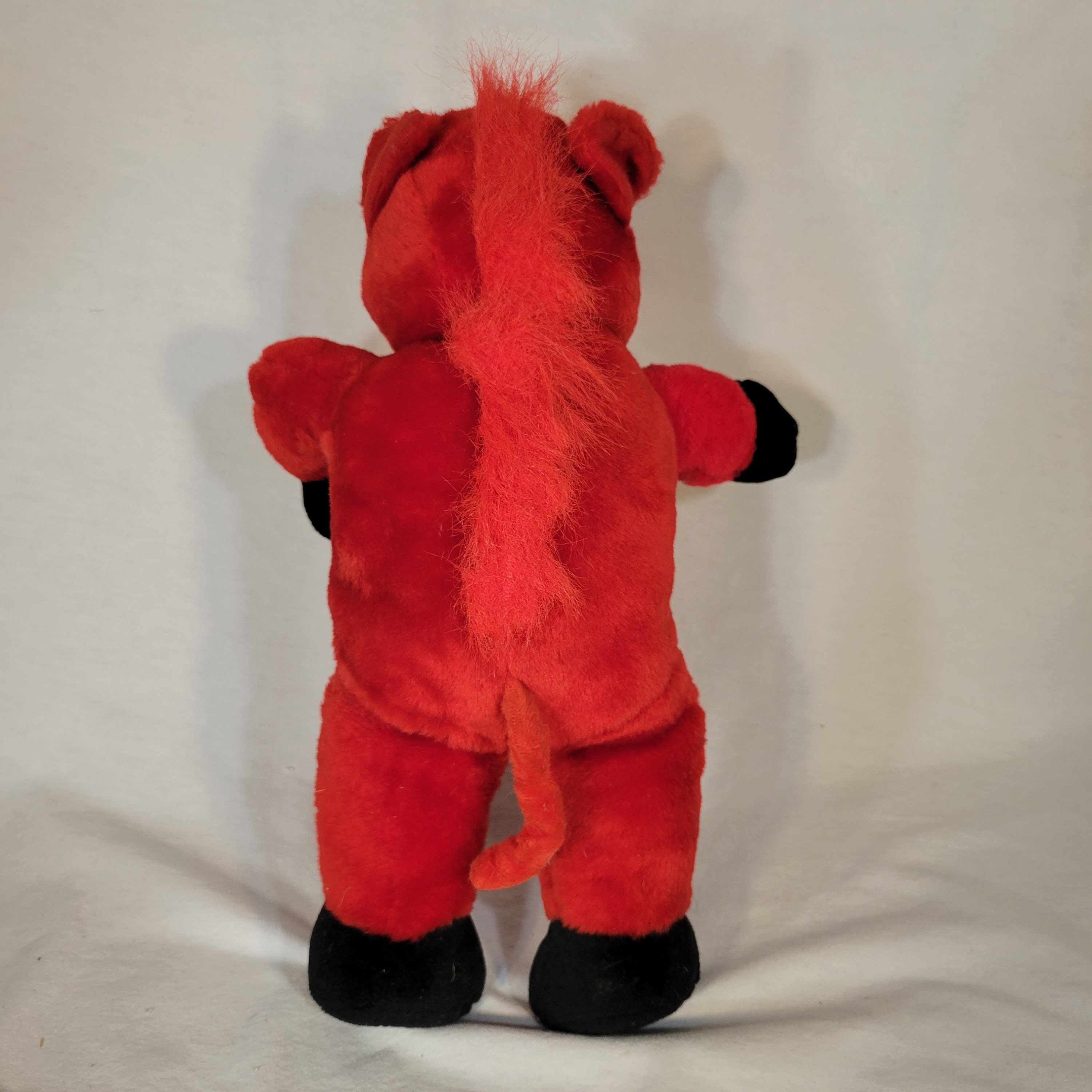 Stuffed Razorback Vintage Arkansas Razorbacks Mascot TUSK IV Red Stuffed Wild Boar 16 ...
