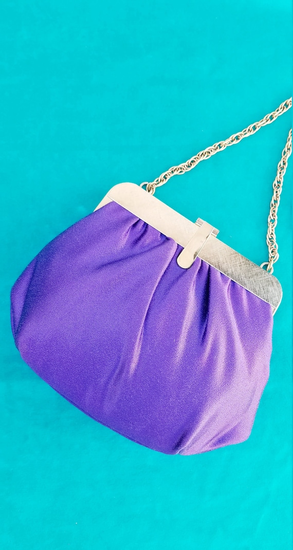 90s Small Shoulder Bag Purse Purple with Gold Acc… - image 1