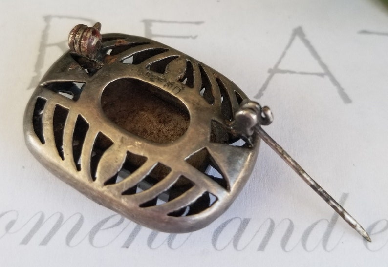 925 Sterling Silver Mother of Pearl Marcasite Brooch Lapel Pin Vintage