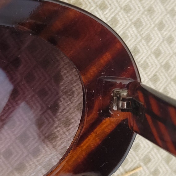 Vintage 60s Sunglasses Oval MOD Tortoise Shell Ha… - image 7