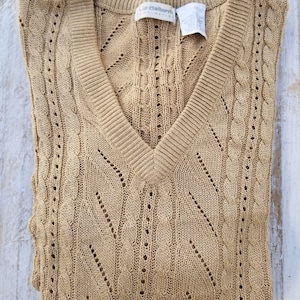 Liz Claiborne Light Cable Knit Sweater Womens Large Beige Shimmer Gold Long Sleeve V Neck Vintage