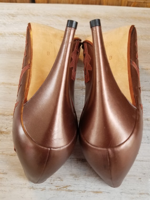 Andrea Pfister Womens Pump Heels Size 8.5B Metallic Copper  display picture 2