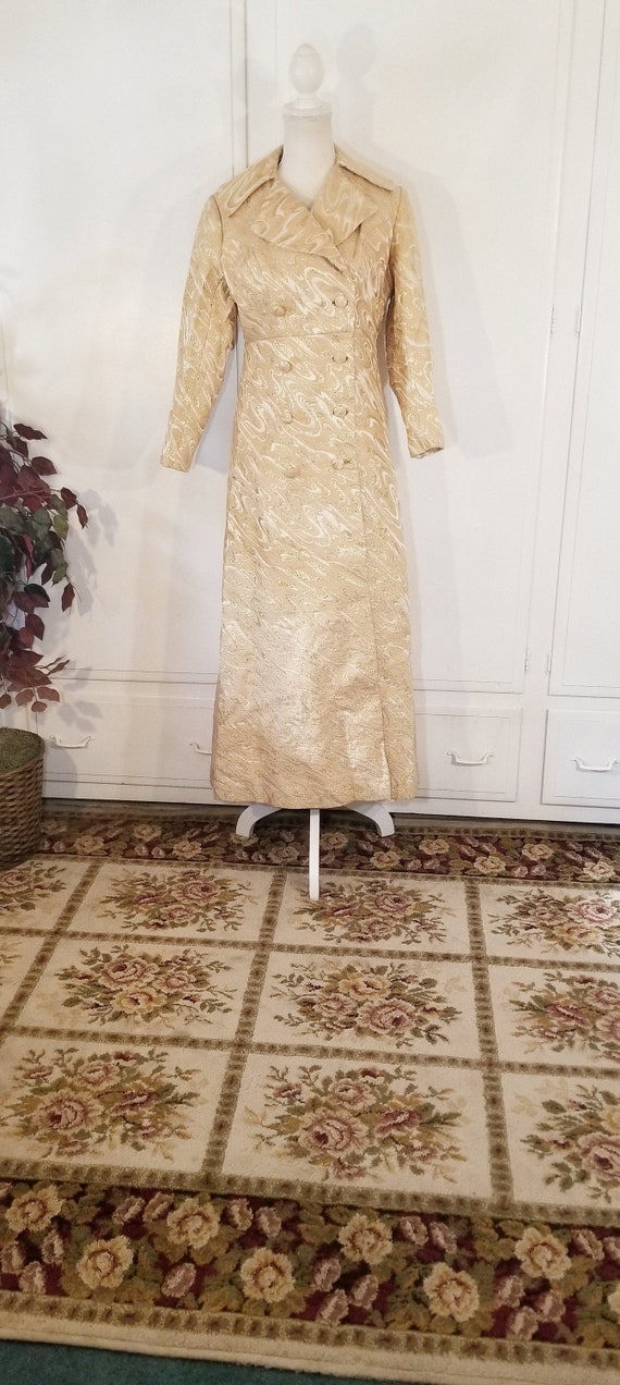 1960s Peach & Gold Metallic Silk Brocade Maxi Coat