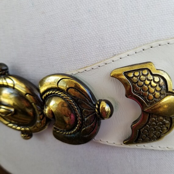 Vintage 70s Vero Vitello Italian White Leather Belt, Etched  display picture 2