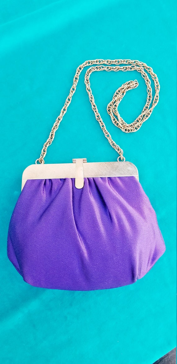 90s Small Shoulder Bag Purse Purple with Gold Acc… - image 2
