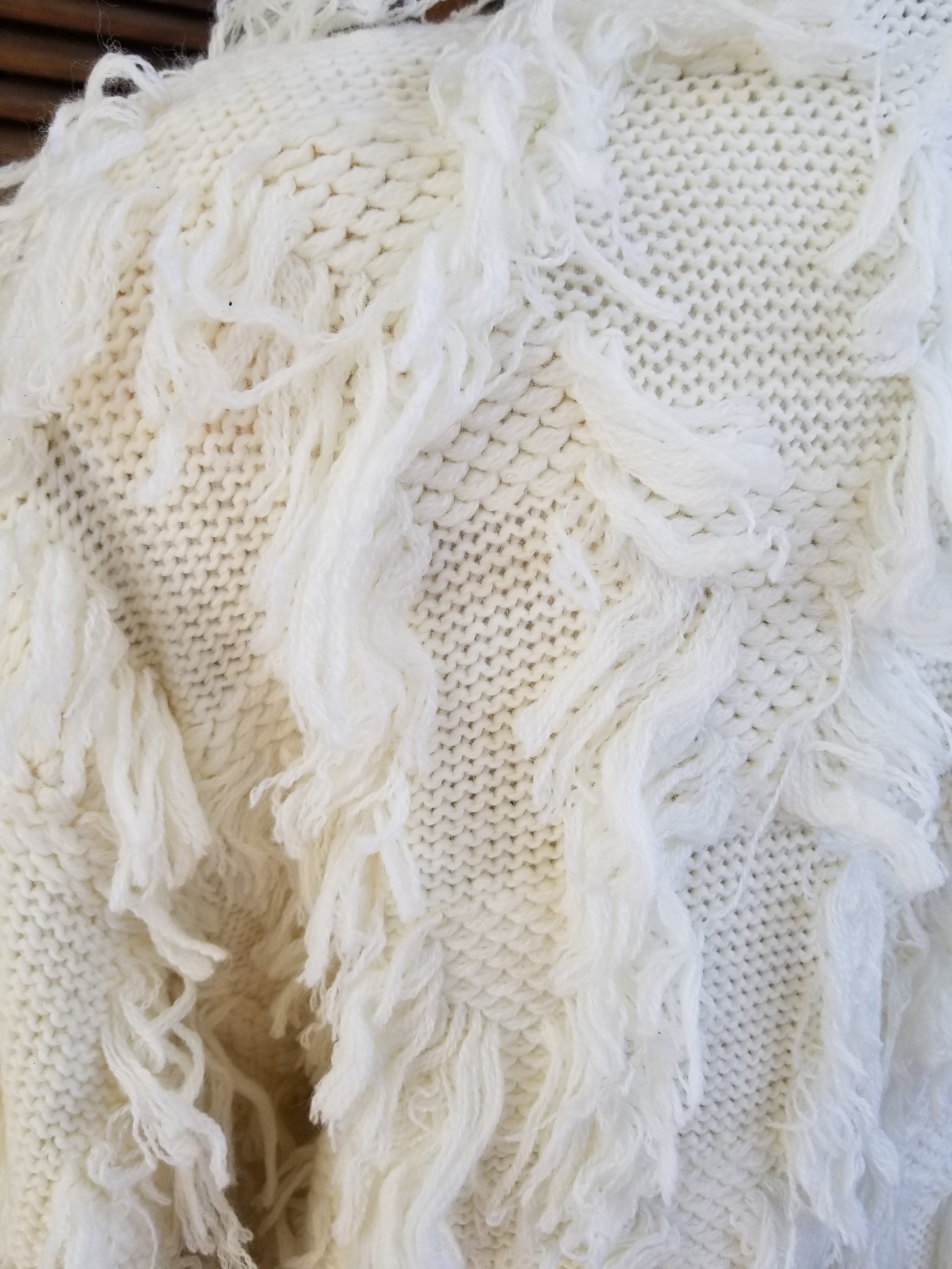 White Cardigan Shaggy Sweater Long Sleeve Size L Cozy Comfy 