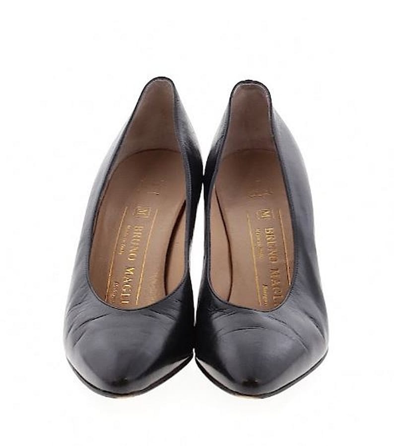 Bruno Magli Made in Italy Womens Shoe Size 6B Pumps Black Bruno Magli Made in Italy Womens Shoe Size 6B Pumps Black