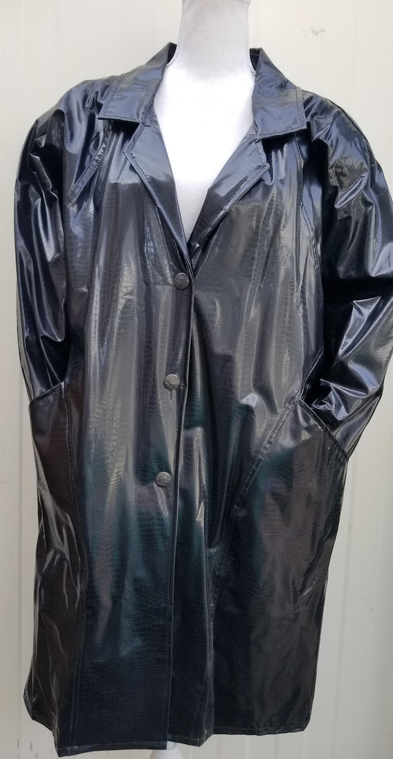 Vintage 70s Kenn Sporn Wippette Black Vinyl Snakeskin Rain Coat