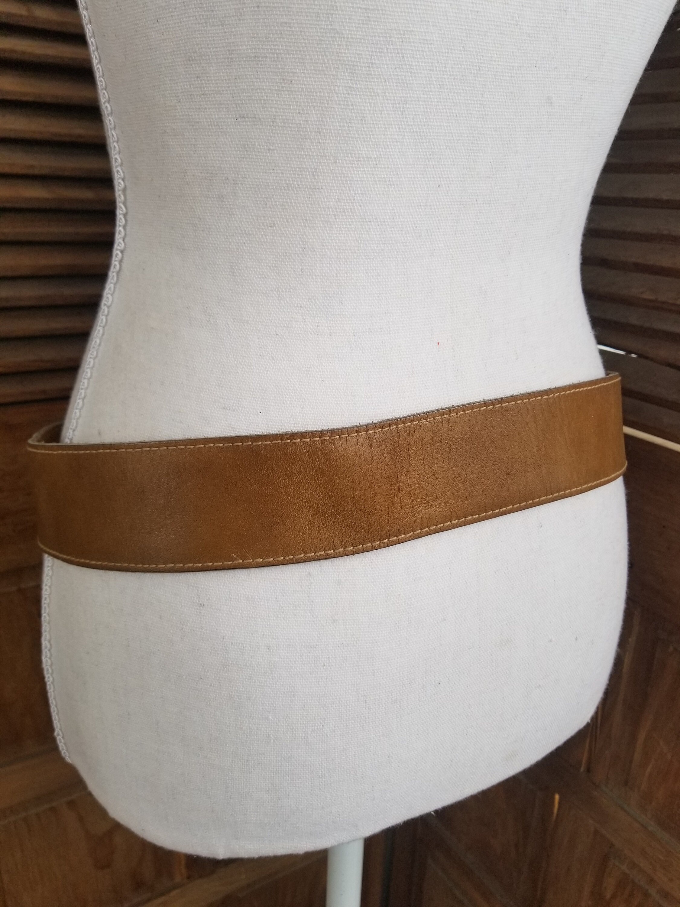 Vintage  Skinny Taupe Leather Anne Klein Wrap Belt With Signature Logo Charms Anne Klein Leather Belt - Etsy main image 3