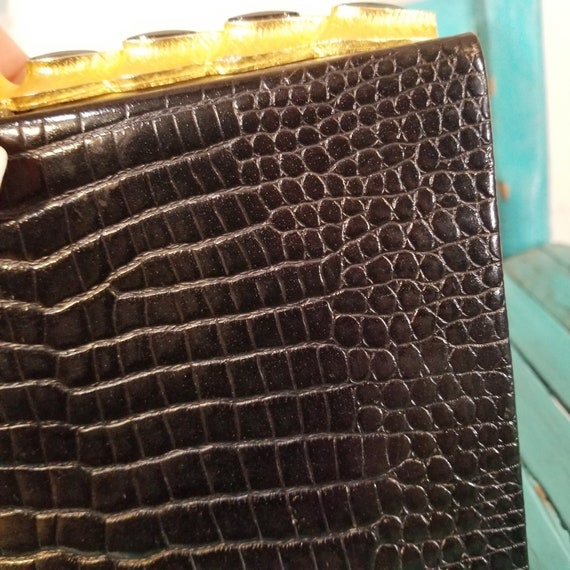 Vintage Black Embossed Alligator Leather Small Cl… - image 4