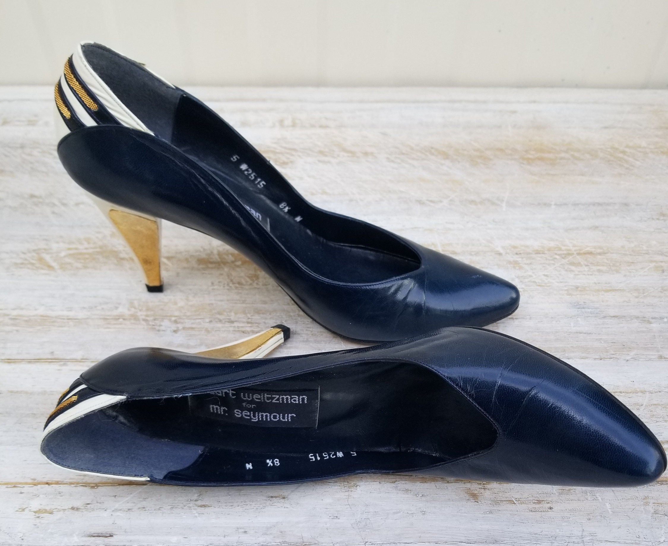 Stuart Weitzman Navy Blue Leather Pump Size 8.5 N Vintage