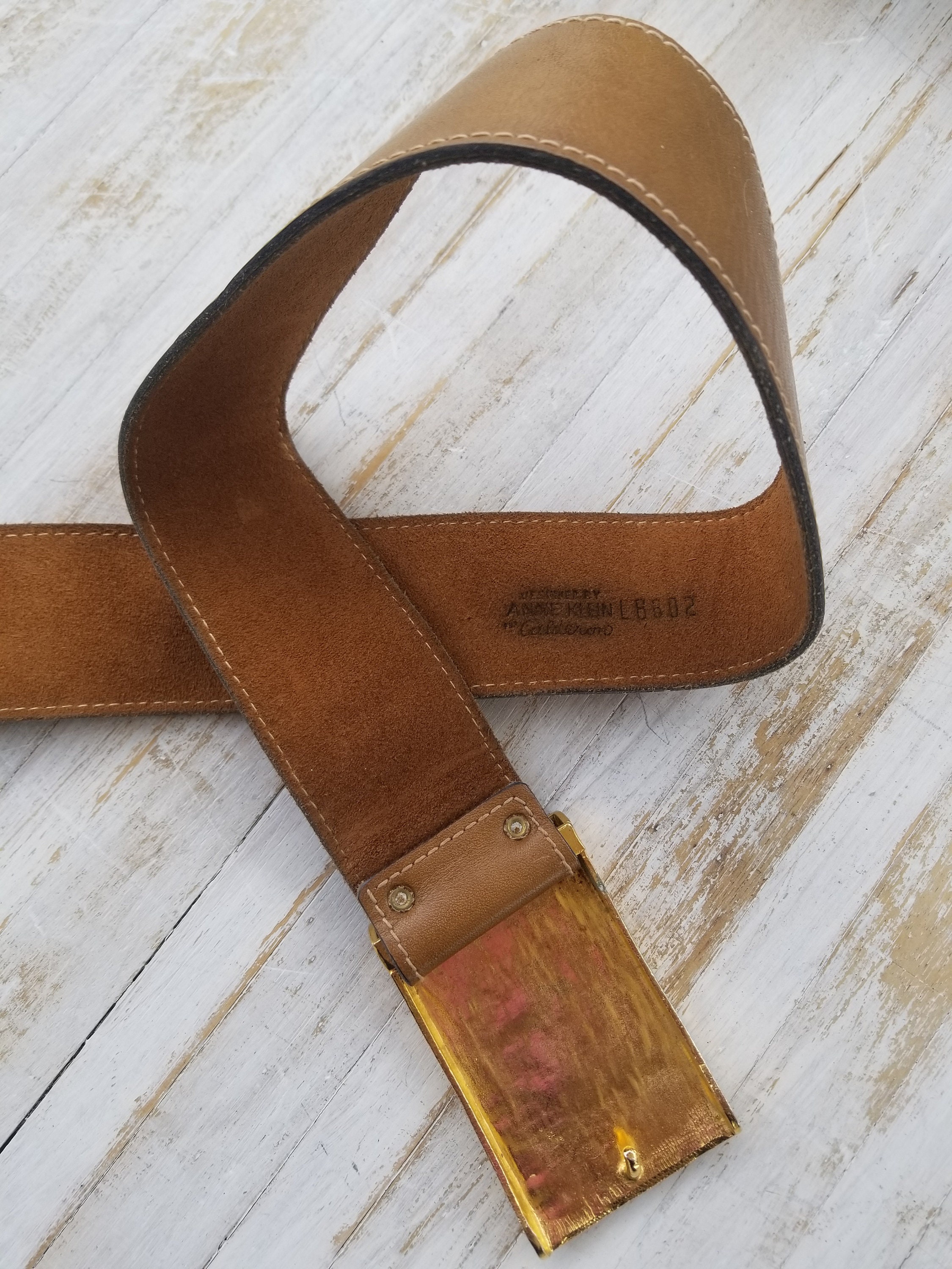 Anne Klein Vintage Brown Leather Belt, Paisley Etched Buckle  display picture 1