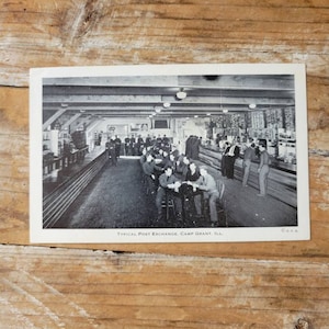 vintage Typical Post Exchange, Carte postale Camp Grant Illinois. Souvenirs de la Vieille Guerre mondiale 2