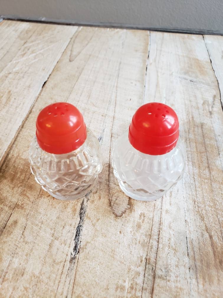 Vintage Small Salt and Pepper Shakers. Tiny Red Top Salt and Etsy