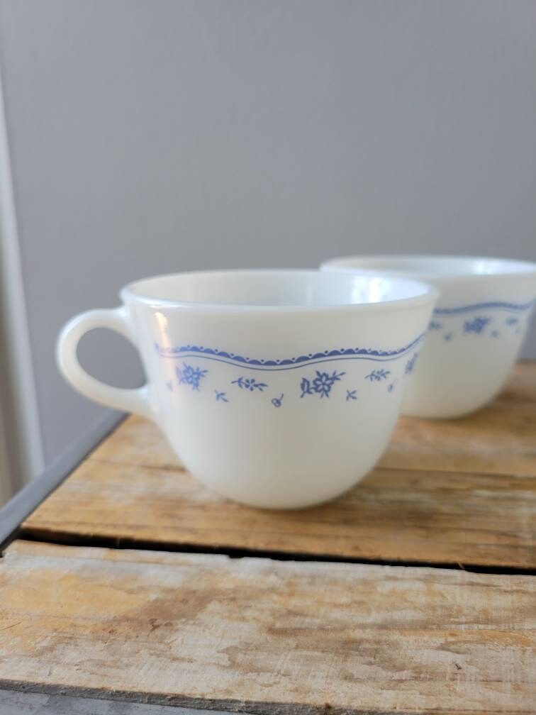 Pyrex Mugs Vintage Set of 3 Pyrex Morning Pattern Mugs. Old Pyrex Corningware ...