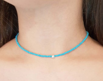 Choker perlé turquoise avec l’étoile argentée collier perlé choker Dainty choker Beach choker Boho collier Choker Silver collier étoiles