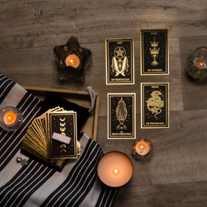 Tarot Card Deck - Zwart en goud folie leesdek - Tarot Card Reading - Hemelse waarzeggerij