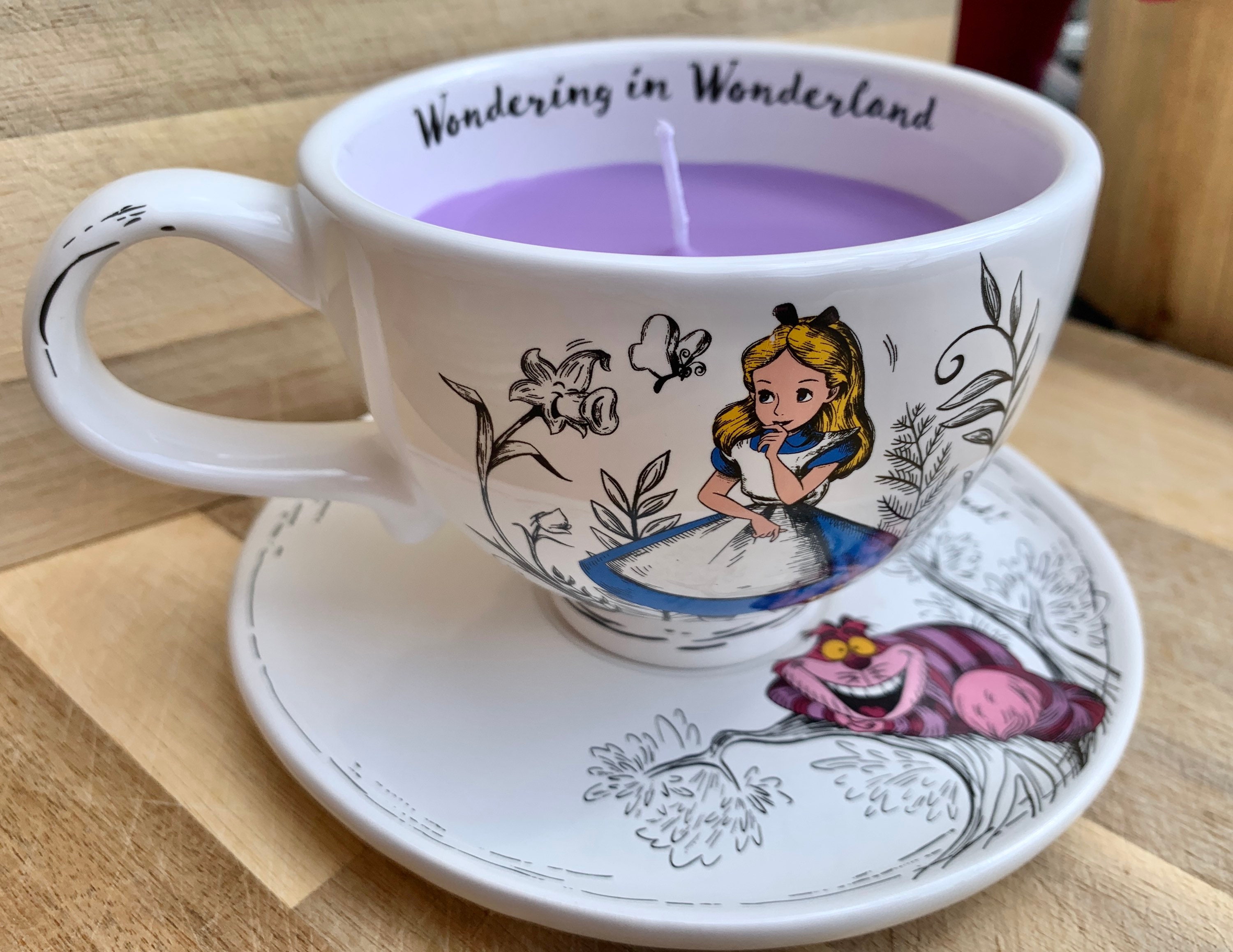 Alice In Wonderland Tea Cups · A Cup / Mug · Decorating on Cut Out + Keep
