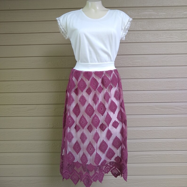 Plum Women/'s Skirt XL