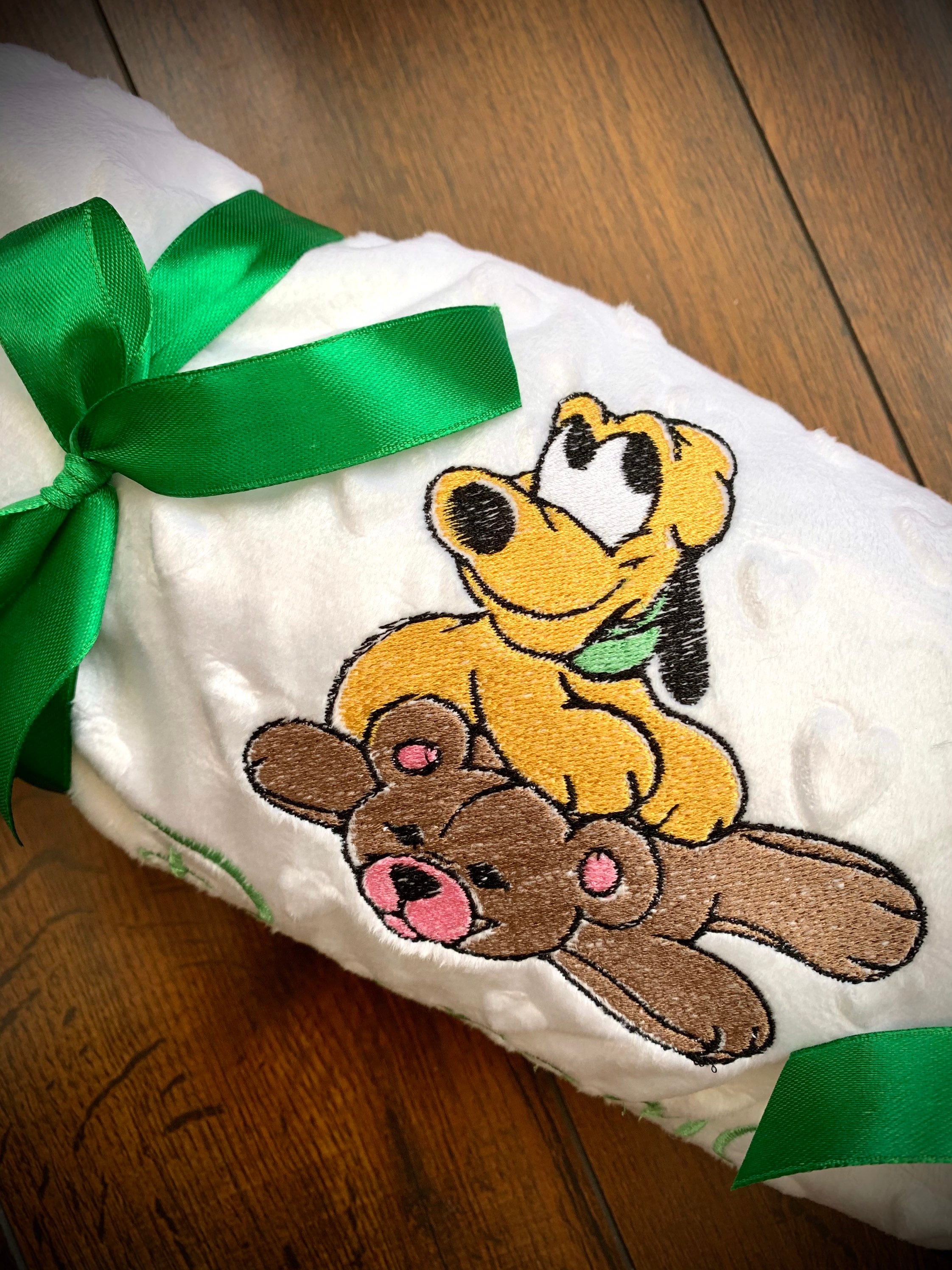 Pluto blanket hot sale