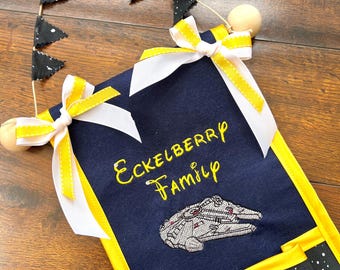 Extensores de pez, extensores de pez con temática de Star Wars. Todos vienen con un colgador de banderines y detalles de cristal.