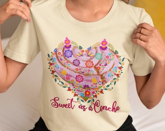 Coffee Lover Gifts Concha Lover Gifts Mexican Sweet Bread shirt for gift  Pan Dulce tshirt for Gift  Pan Dulce T-shirt for gift latina shirt
