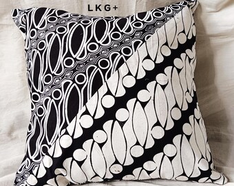 Batik Pillow Cover/ 50 cm x 50 cm/ 20" X 20 "/Indonesian Batik Pillow case/ Sofa pillow cover