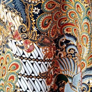 batik sarong/Indonesian batik fabric/Premium cotton batik fabric/Classic batik sarong/Sekar jagad batik pattern