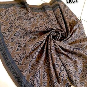 Good quality Indonesia batik fabric/mega mendung batik pattern/classic pattern batik fabric/batik sarong image 4