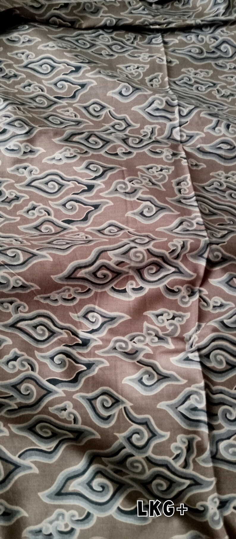 Good quality Indonesia batik fabric/mega mendung batik pattern/classic pattern batik fabric/batik sarong image 10