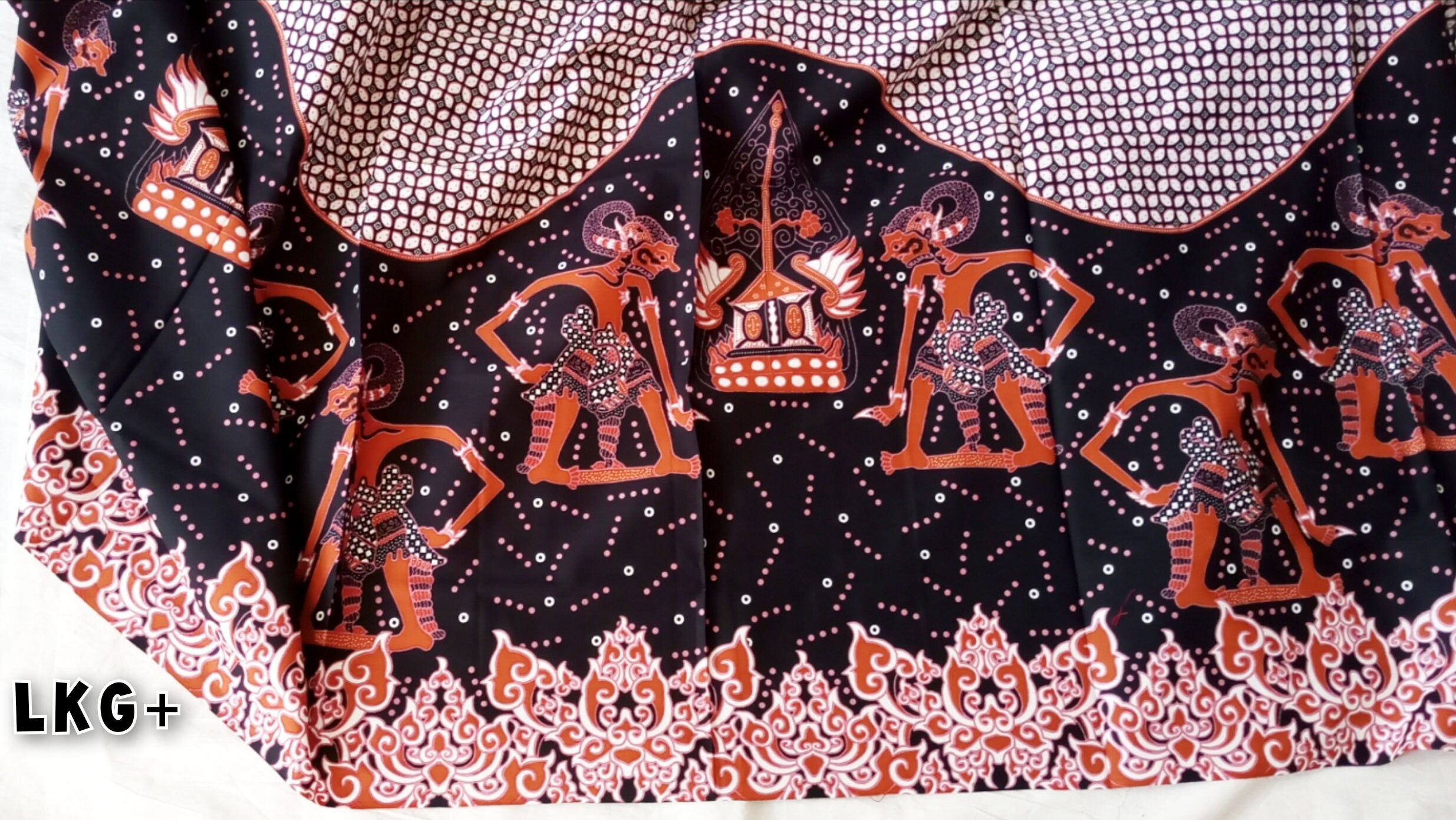 Wayang batik pattern/batik sarong/wall decoration/Indonesian batik fabric/wayang batik/Javanese batik fabric
