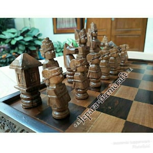 wooden wayang puppet chess board/wayang chess board/ wayang character/collectibles/indonesian art/javanese puppet chess board