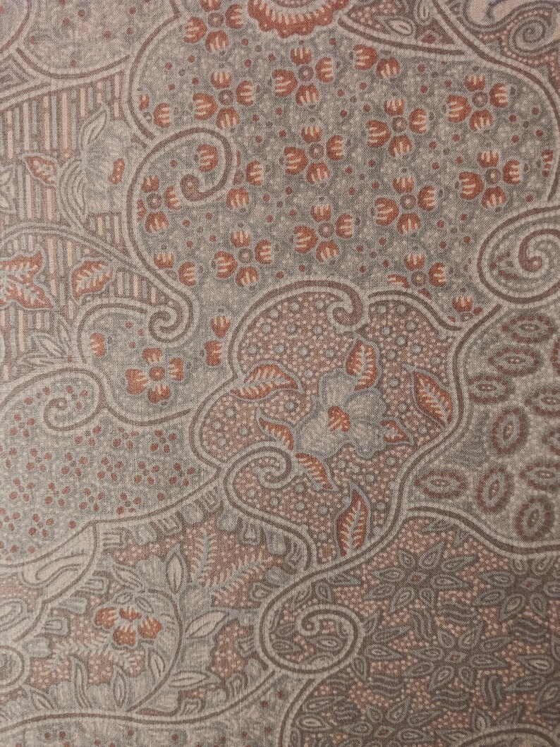 Indonesian batik sarong/cotton batik fabric/javanese batik sarong/batik table cloth/sekar jagad batik pattern fabric/classic batik pattern image 5