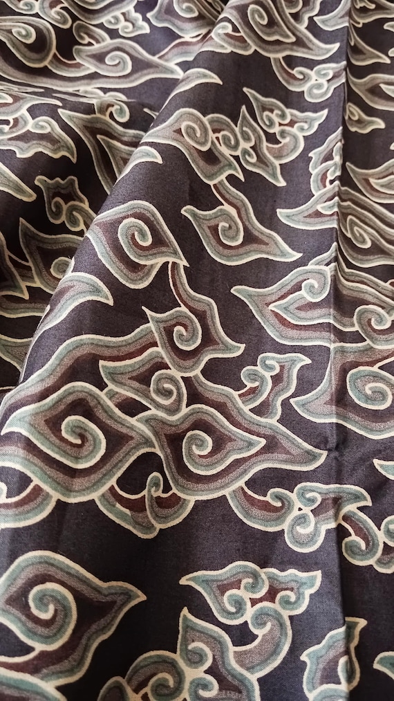 Premium quality Indonesia batik fabric/mega mendung batik pattern/classic pattern batik fabric/batik sarong