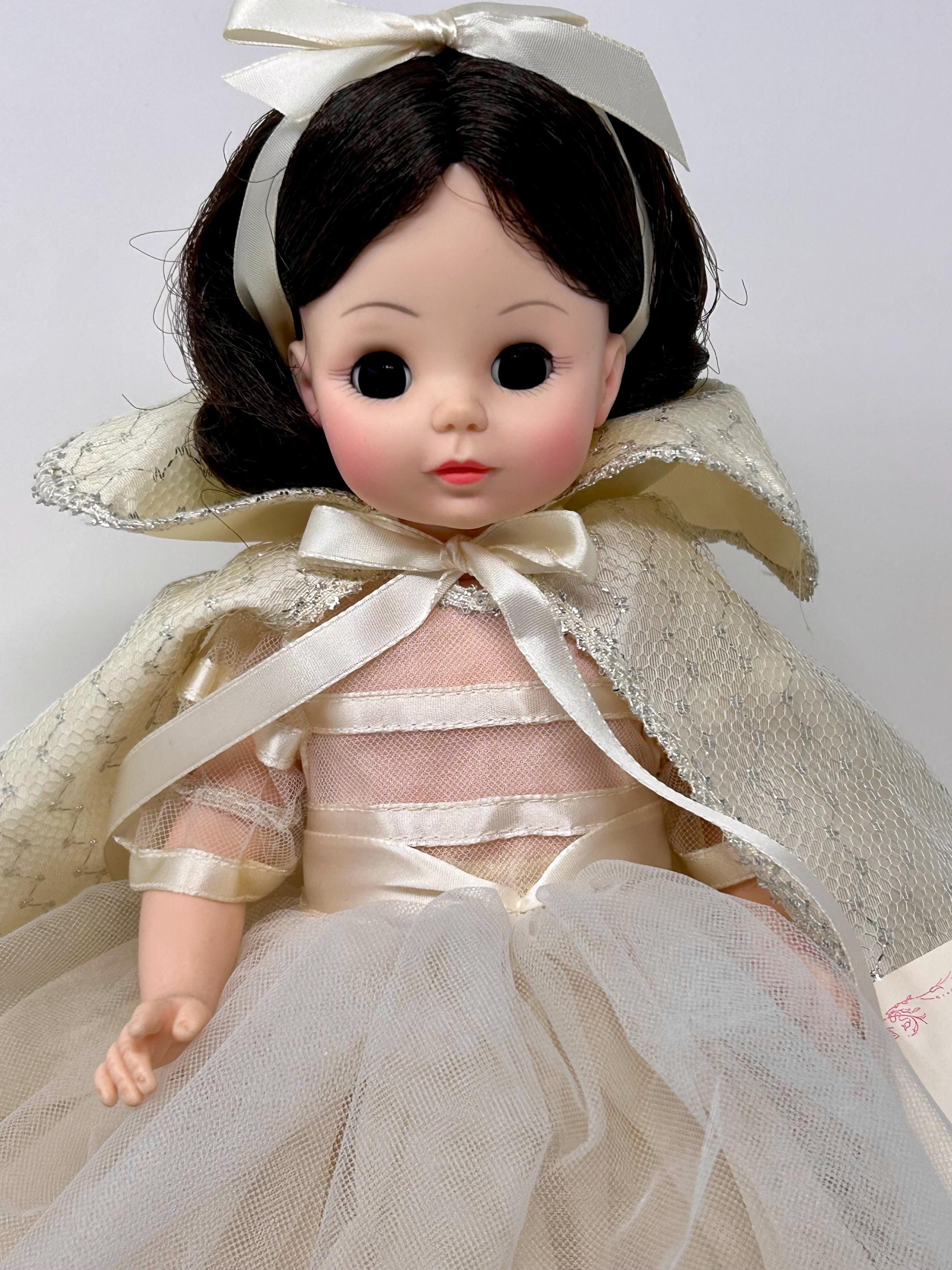 Madame Alexander Snow White - Etsy