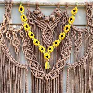 Lola- Large macrame bohemian wall hanging