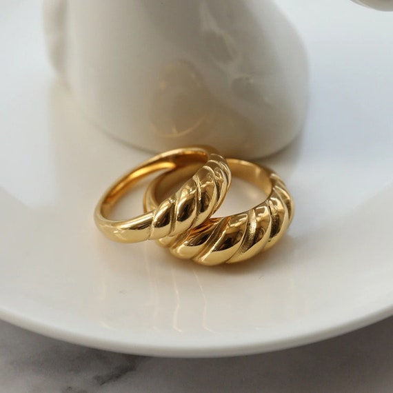 Twist Gold Ring Twist Ring Stackable Ring Twisted Dome Ring Croissant Ring Dome Ring Croissant Dome Ring Statement Ring Thick Gold