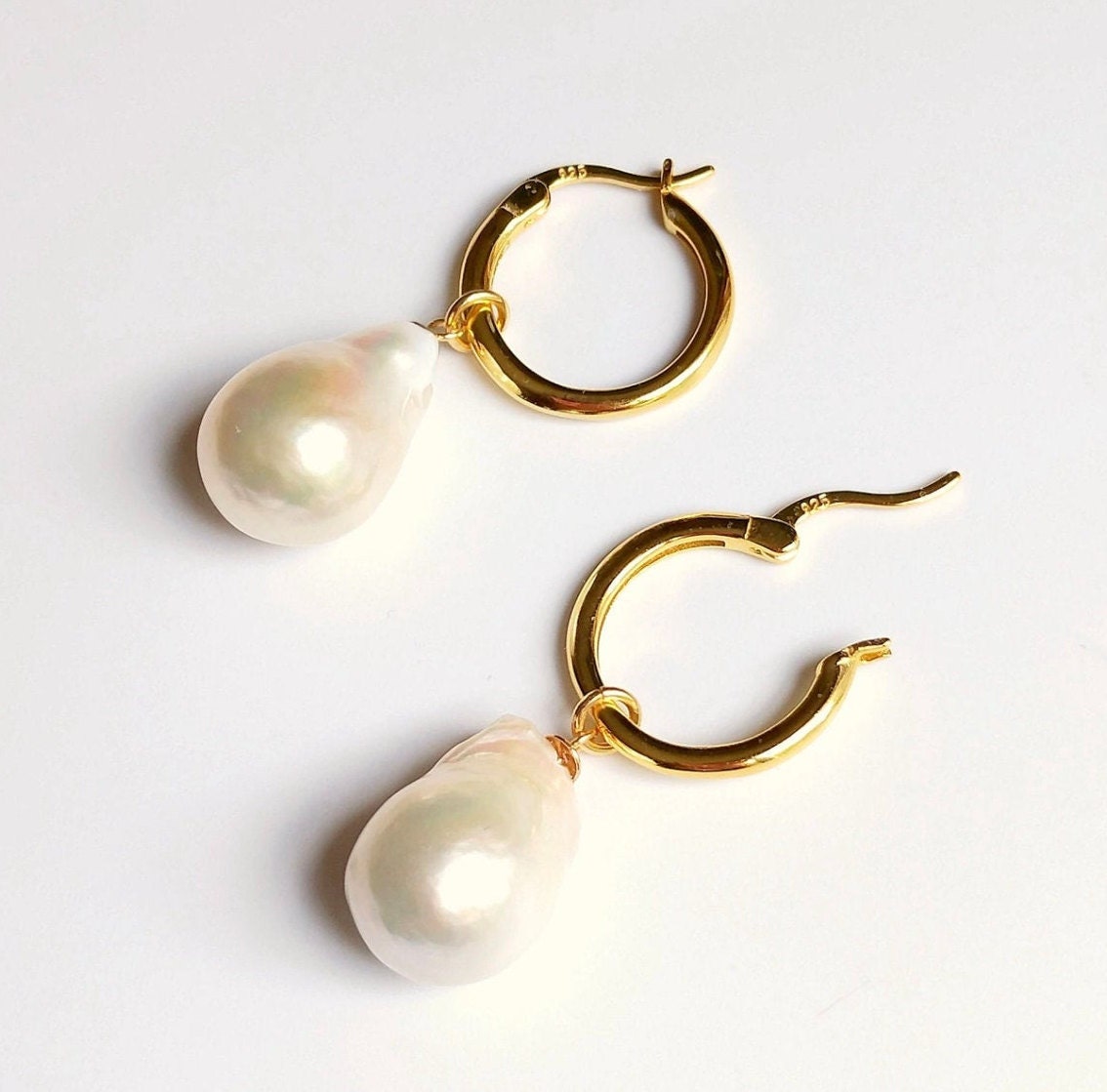 Big Baroque Pearl Huggie Hoop Earrings Large Freshwater Pearl Etsy