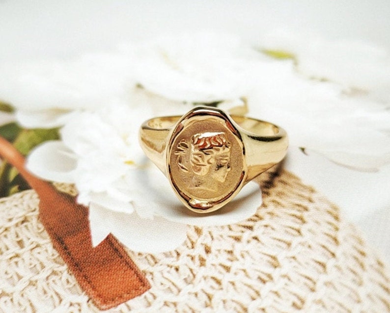 18K Gold Apollo Portrait Ring vintage gold Etsy