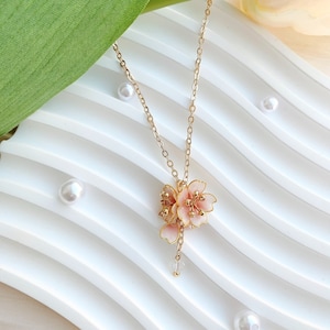 手作りの桜ネックレス、お母さんへのプレゼント、結婚式用、桜の花のネックレス、お母さんへのプレゼント、樹脂アート、女の子へのプレゼント、花嫁介添人へのプレゼント、かんざし樹脂