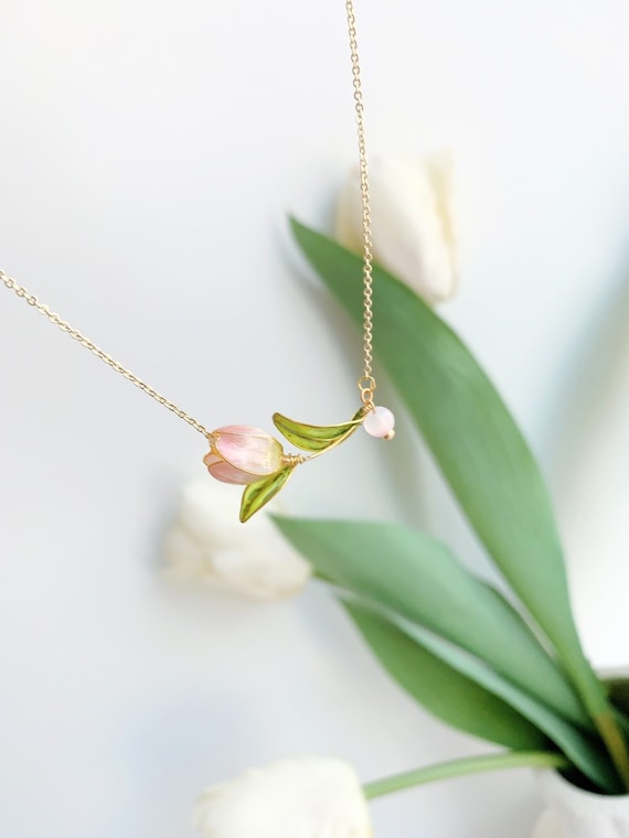 Handmade Tulip Necklace,gift for Mom,for Wedding,flower Necklace