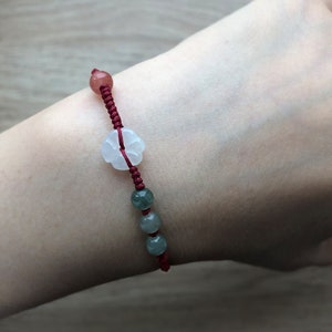 jade flower gift for her green jade beed bracelet for women / Southern red agate