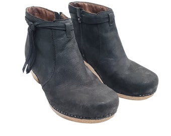 dansko clog boots