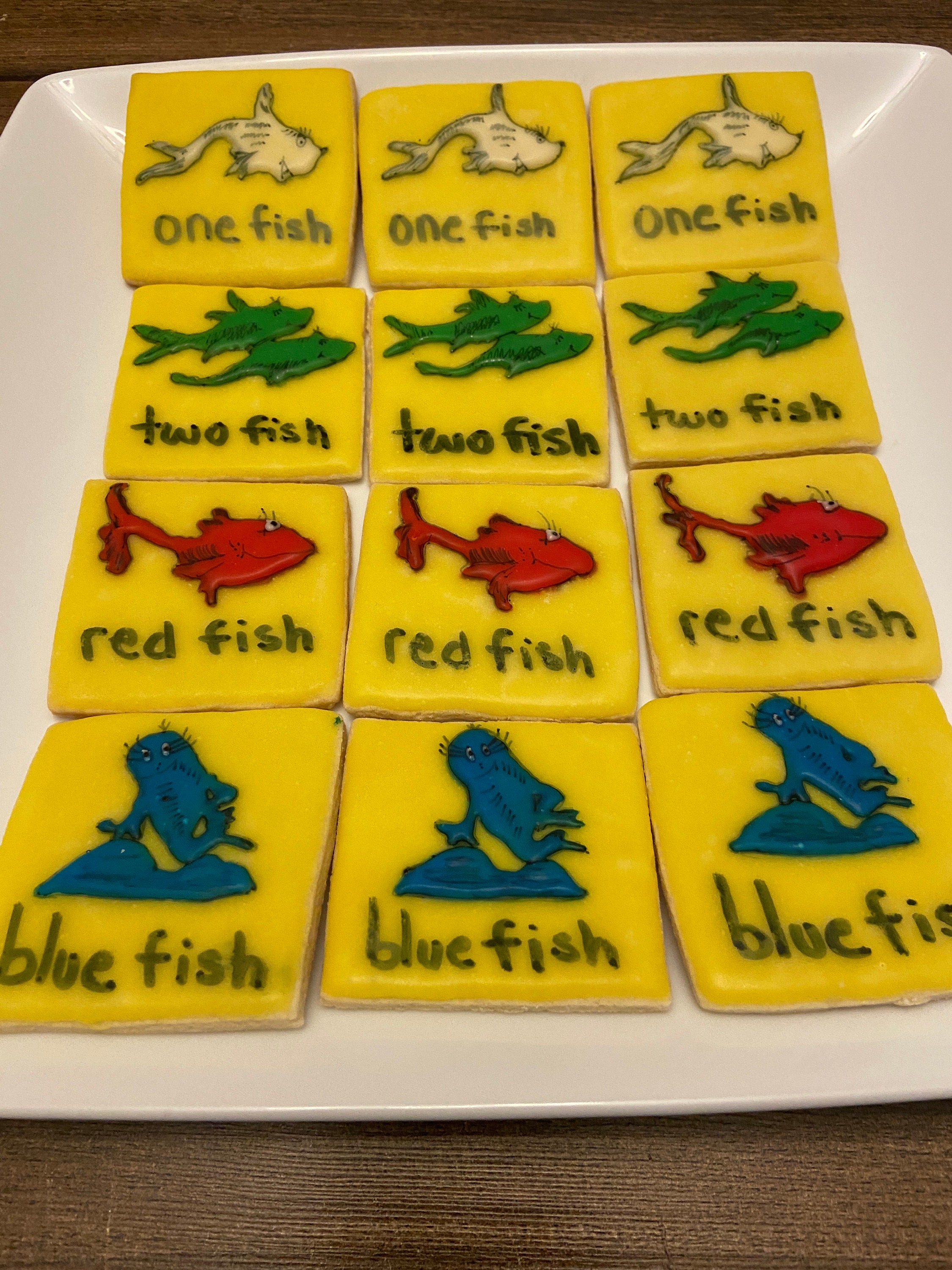 Two Less Fish Cookies One Fish Two Fish Red Fish Blue Fish Cookies | Dr. Seuss Cookies ...