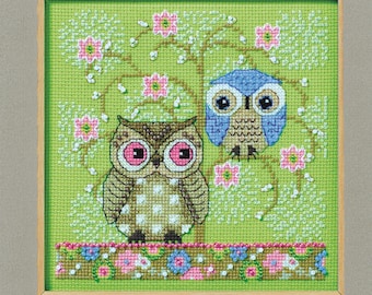 Spring Owls, Cross Stitch Kit, Mill Hill 2024, DM30-2411 Debbie Mumm Artful Owls